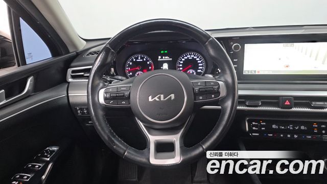 Kia K5 (III) 2.0 Prestige 2023 — фото 18