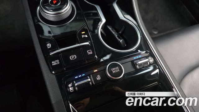 Kia K5 (III) 2.0 Prestige 2023 — фото 21