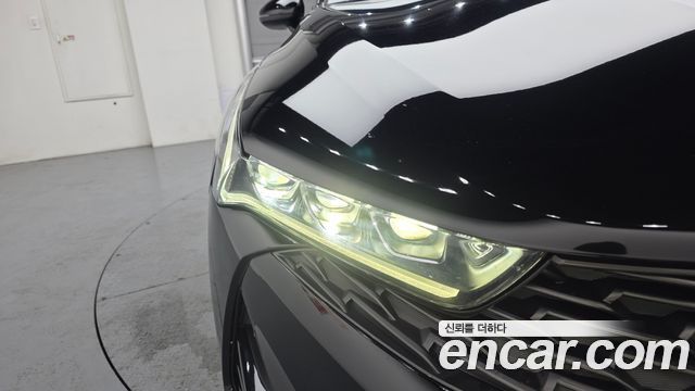 Kia K5 (III) 2.0 Prestige 2023 — фото 28