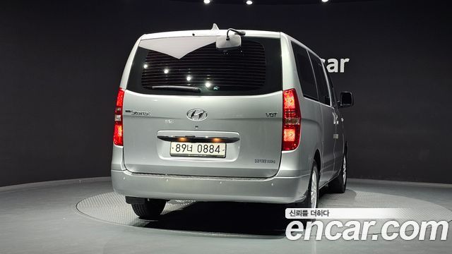 Hyundai Grand Starex Van 5-Seater Modern 2021 — фото 4