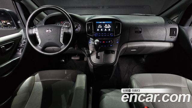 Hyundai Grand Starex Van 5-Seater Modern 2021 — фото 7