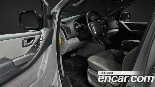 Hyundai Grand Starex Van 5-Seater Modern 2021 — фото 10