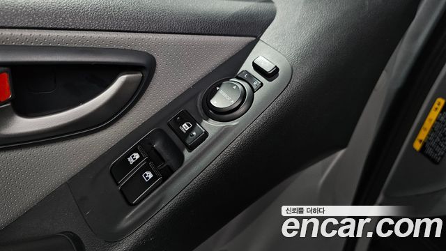 Hyundai Grand Starex Van 5-Seater Modern 2021 — фото 28