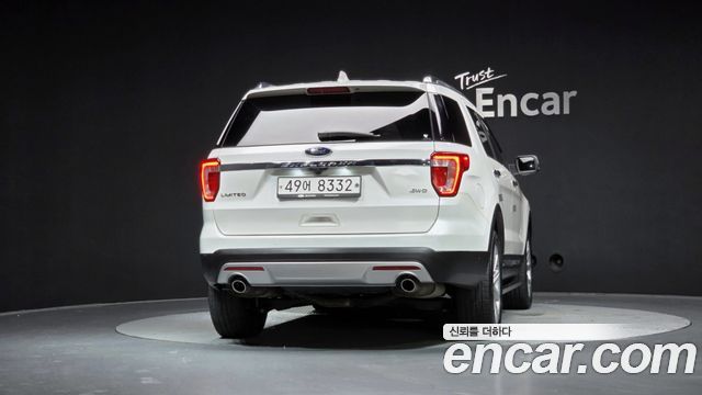 Ford Explorer 3.5 Limited 4WD 5th 2017 — фото 4