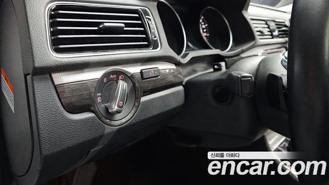 Volkswagen Passat 2.0 TSI B7 2018 — фото 13
