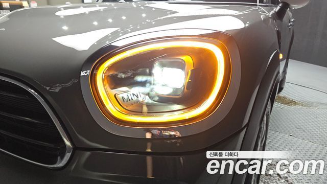 MINI Cooper Countryman Classic 2nd 2023 — фото 22