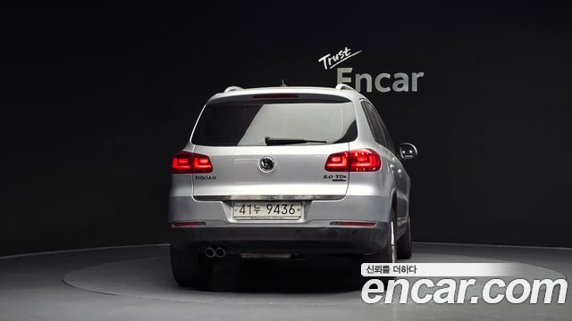 Volkswagen Tiguan 2.0 TDI Comfort 5N 2015 — фото 4