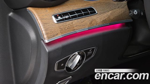 Mercedes-Benz E-Class (W213) E300 Exclusive 2019 — фото 13