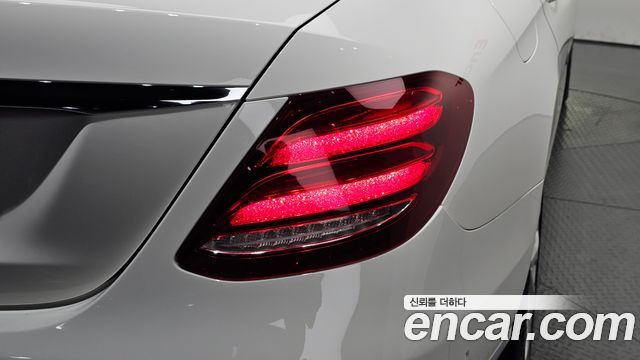 Mercedes-Benz E-Class (W213) E300 Exclusive 2019 — фото 23