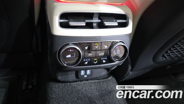 Genesis GV70 2.5T Gasoline 2WD 2023 — фото 18