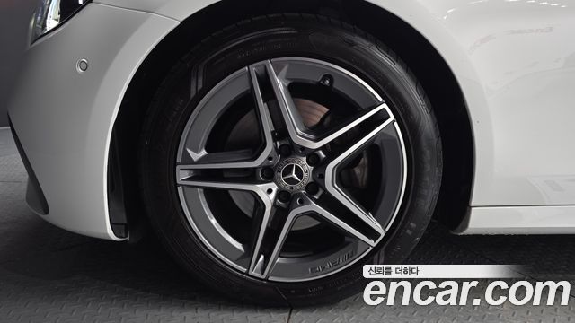 Mercedes-Benz E-Class (W213) E250 AMG Line 2023 — фото 5
