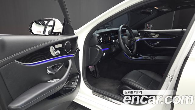Mercedes-Benz E-Class (W213) E250 AMG Line 2023 — фото 10