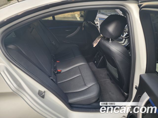 BMW 3 Series (F30) 320i M Sport 2018 — фото 10