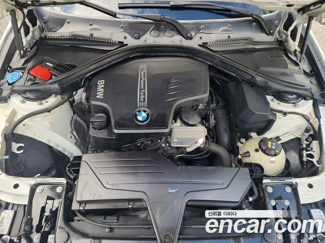 BMW 3 Series (F30) 320i M Sport 2018 — фото 20