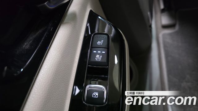Kia Carnival (IV) Gasoline 7-Seater Signature 2023 — фото 19
