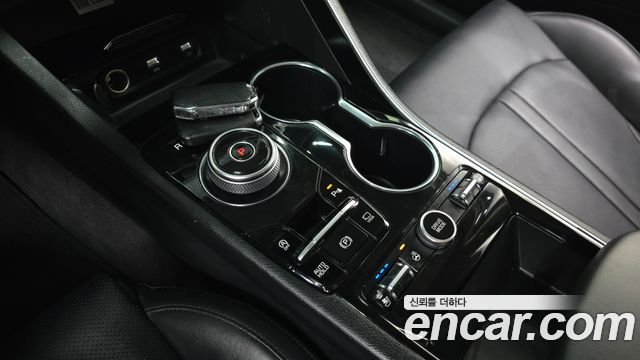 Kia K5 (III) 2.0 Prestige 2022 — фото 9