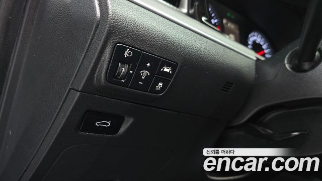 Kia K5 (III) 2.0 Prestige 2022 — фото 17