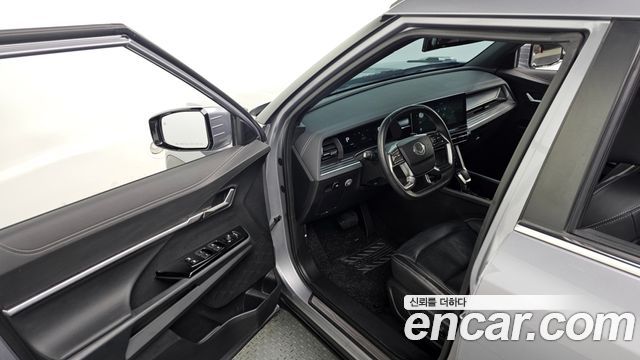 KG Mobility (SsangYong) Torres Bi-fuel 1.5 4WD TL7 2024 — фото 10