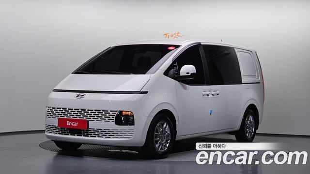 Hyundai Staria Cargo 5-Seater Modern 2022 — фото 1