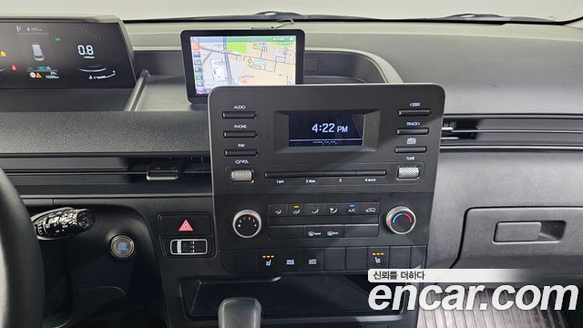 Hyundai Staria Cargo 5-Seater Modern 2022 — фото 12