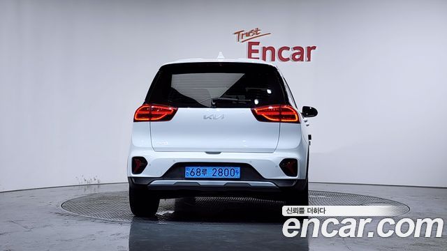 Kia Niro Plus Earth 2024 — фото 4