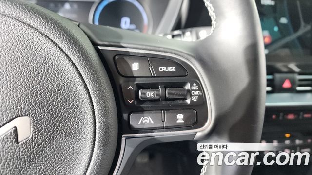 Kia Niro Plus Earth 2024 — фото 17