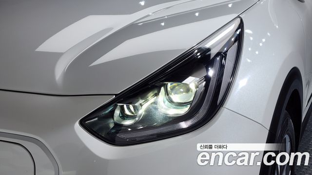 Kia Niro Plus Earth 2024 — фото 22