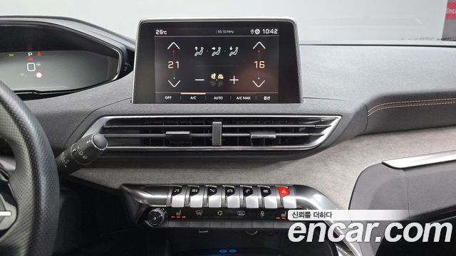 Peugeot 5008 (II) 1.5 BlueHDi GT 2021 — фото 19