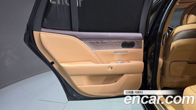 Genesis G90 (RS4) Gasoline 3.5 Turbo AWD 2022 — фото 25
