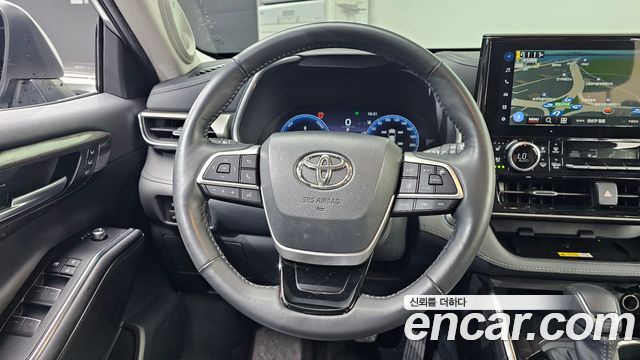 Toyota Highlander (IV) 2.5 4WD Limited 2023 — фото 13