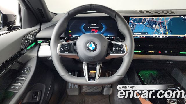 BMW 5 Series (G60) 530i xDrive M Sport 2024 — фото 13
