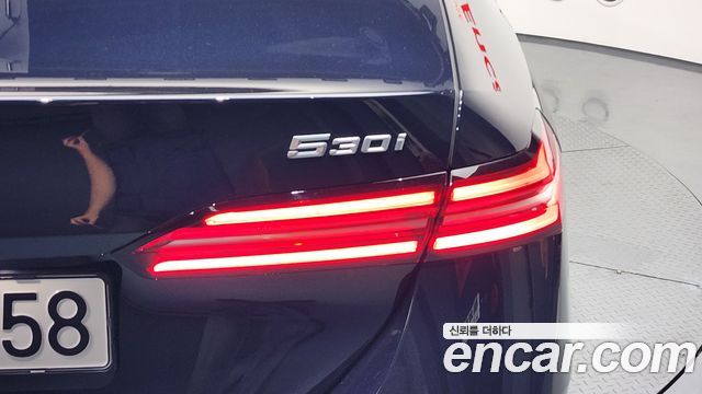 BMW 5 Series (G60) 530i xDrive M Sport 2024 — фото 23