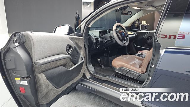 BMW i3 LUX 2018 — фото 10