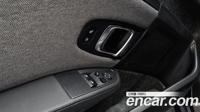 BMW i3 LUX 2018 — фото 19