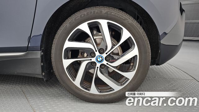 BMW i3 LUX 2018 — фото 21