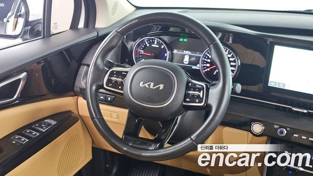 Kia Carnival (IV) Diesel 9-Seater Prestige 2022 — фото 17