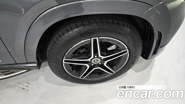 Mercedes-Benz GLE-Class (W167) GLE400d 4MATIC Coupe 2021 — фото 5