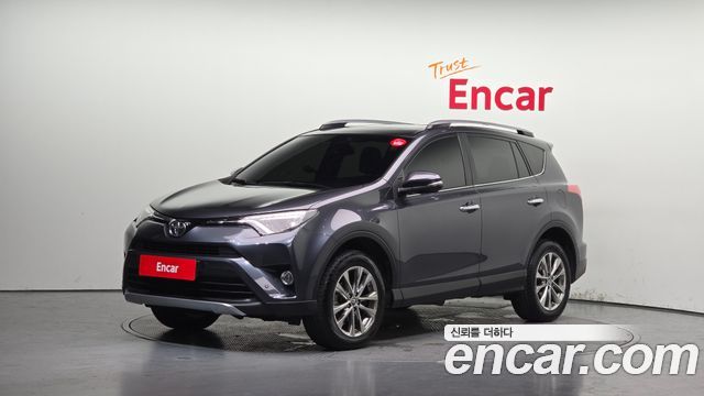 Toyota RAV4 2.5 2WD 4th 2017 — фото 1