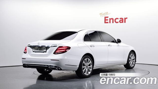 Mercedes-Benz E-Class (W213) E220d Exclusive 2019 — фото 2