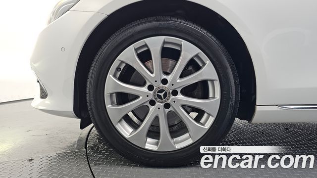 Mercedes-Benz E-Class (W213) E220d Exclusive 2019 — фото 5