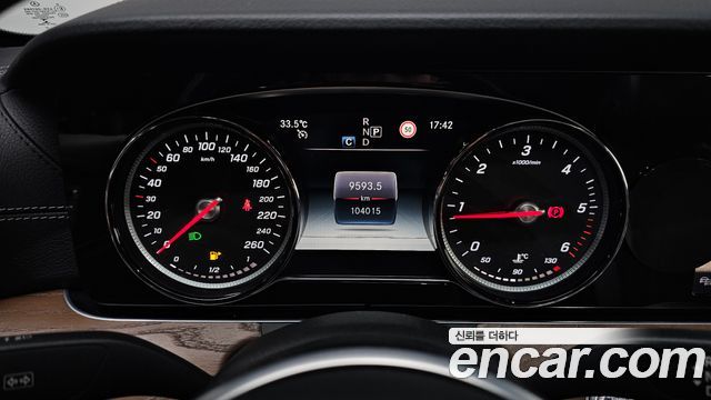 Mercedes-Benz E-Class (W213) E220d Exclusive 2019 — фото 8