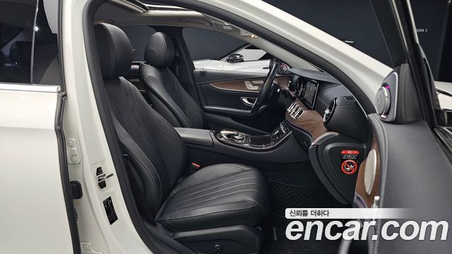 Mercedes-Benz E-Class (W213) E220d Exclusive 2019 — фото 11