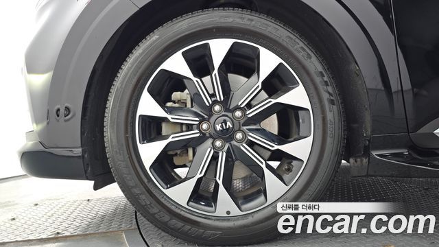Kia Carnival (IV) Gasoline 9-Seater Hi-Limousine Signature 2021 — фото 5