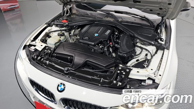 BMW 4 Series (F32) 420d M Sport Coupe 2015 — фото 6