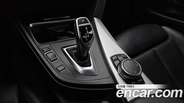 BMW 4 Series (F32) 420d M Sport Coupe 2015 — фото 9