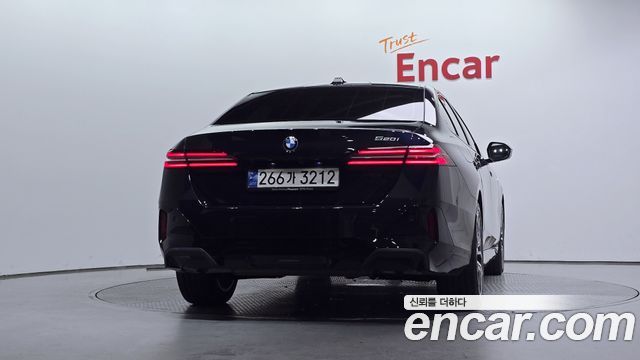 BMW 5 Series (G60) 520i M Sport 2024 — фото 4