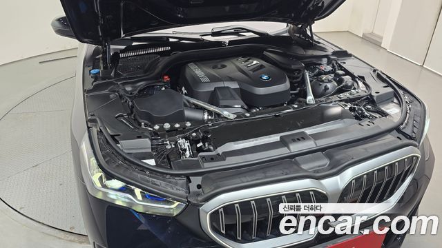 BMW 5 Series (G60) 520i M Sport 2024 — фото 6