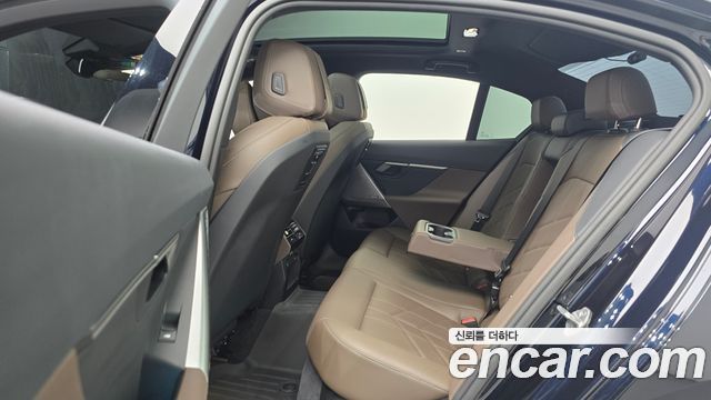 BMW 5 Series (G60) 520i M Sport 2024 — фото 12