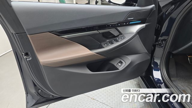 BMW 5 Series (G60) 520i M Sport 2024 — фото 24
