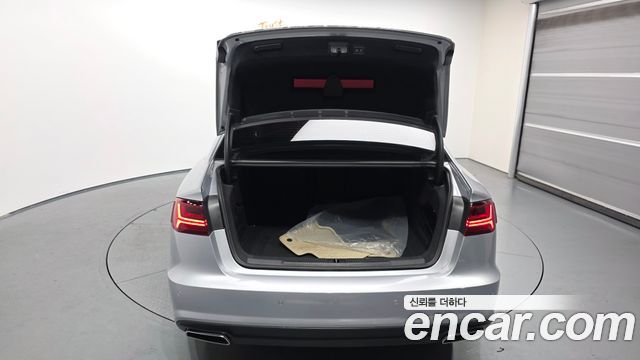 Audi A6 35 TDI Premium C7 2018 — фото 20